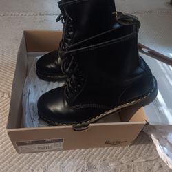 Doc Martins 1460 Boots As NEW $110 PAID $180