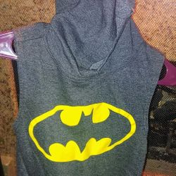 Boys Dark Gray Batman Hoodie With Pockets Size Medium