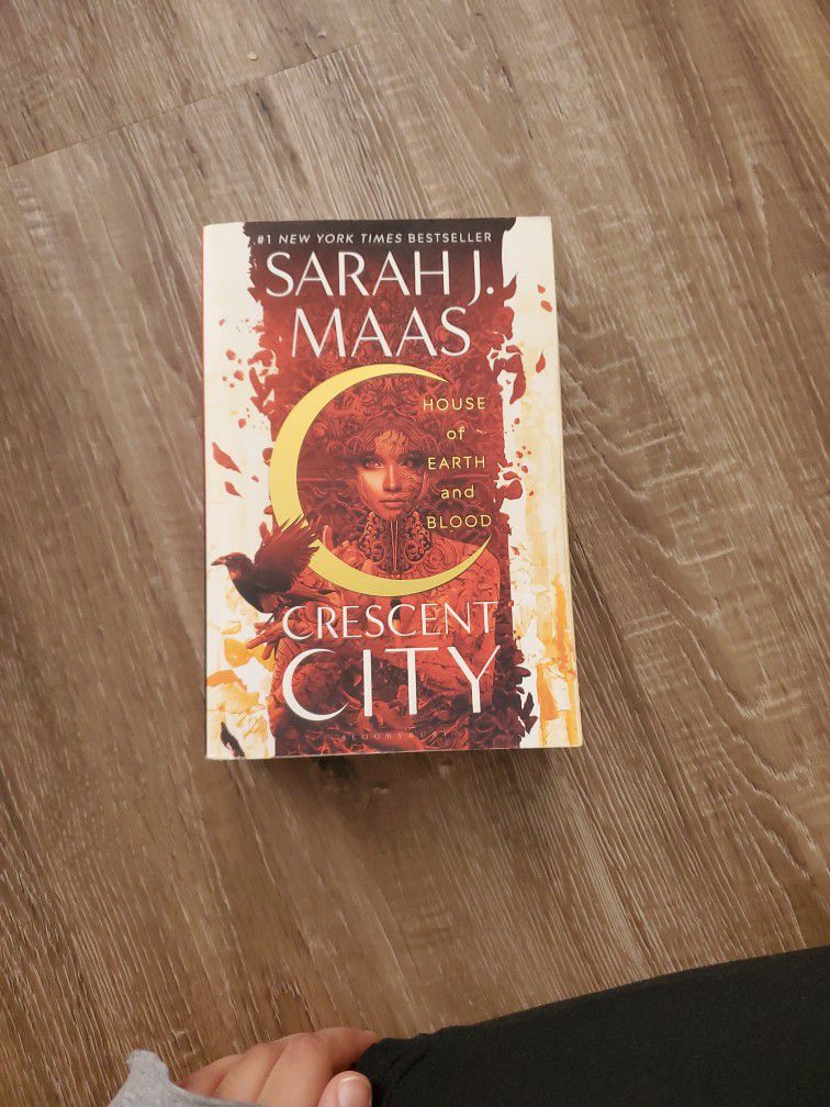 Crescent City By Sarah J Mass