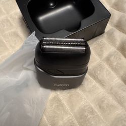 Small Shaver With LCD Display 