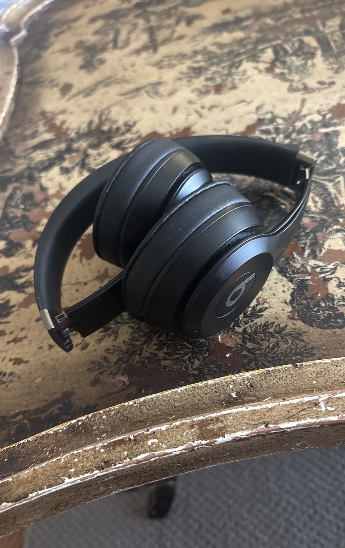 Beats Solo4