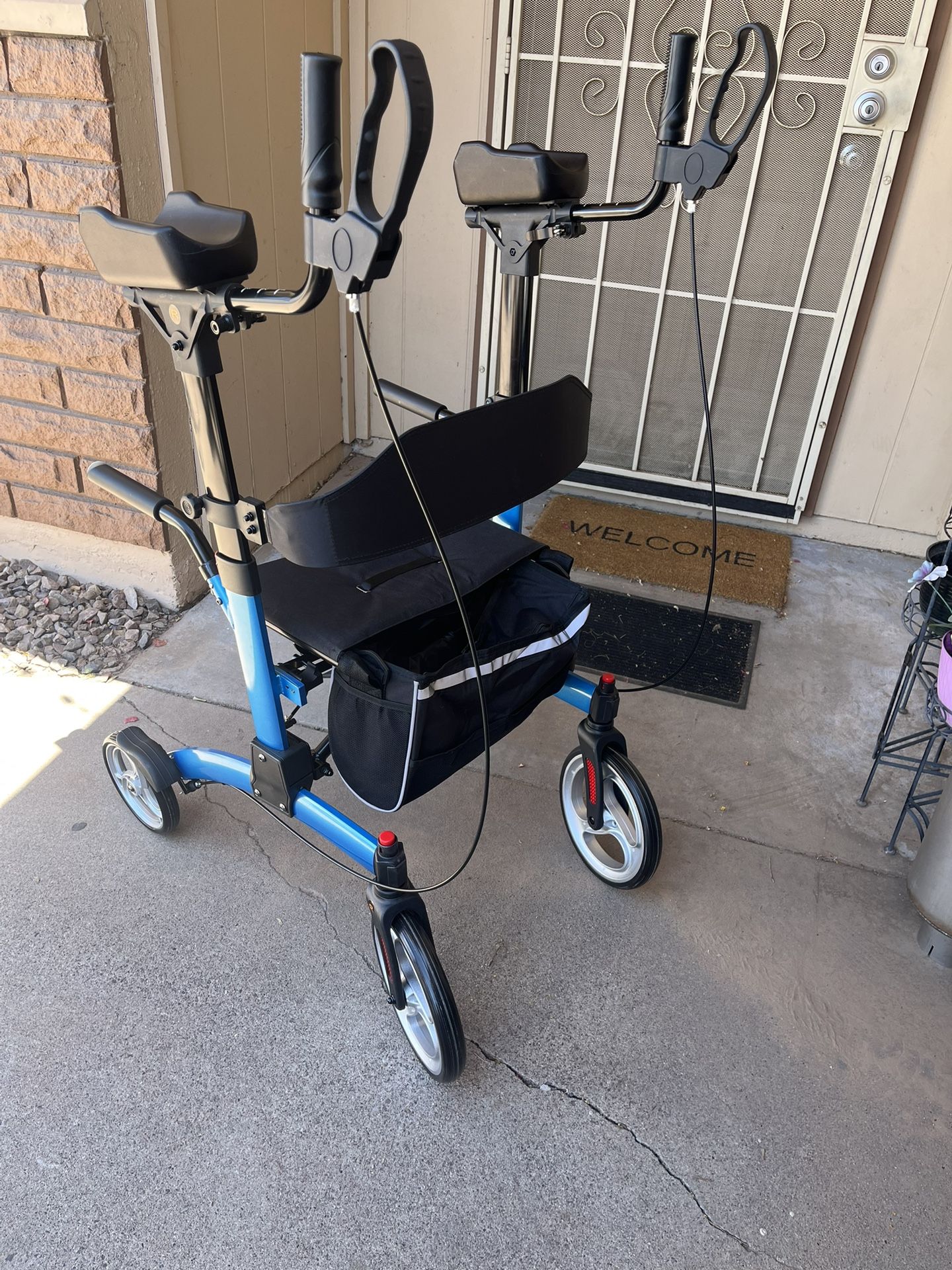 Walker Rollator, New, Save $145, Brakes,storage. Adjustable.