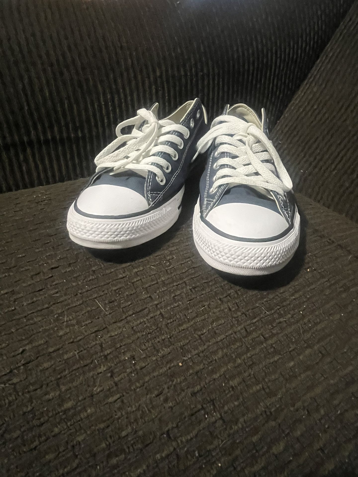 Navy Converse Chuck Taylor All Star Sz9.5 OBO