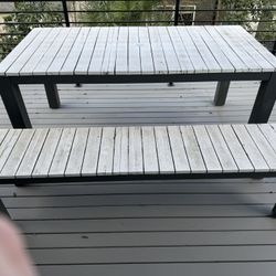 Outdoor Patio Dinong Table and bench 