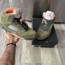 Jordan 5 Olive  Size 10.5👟 Clean 🧼  $160💰 