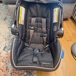 $25 Infant Carseat , Graco Snugride Lite LX