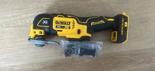 DeWalt 20V XR Brushless Oscillating Multi-Tool (new)