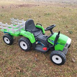 Tractor Power Wheel with Wagon, Sounds, Music Radio & Lights  - Needs A Charger