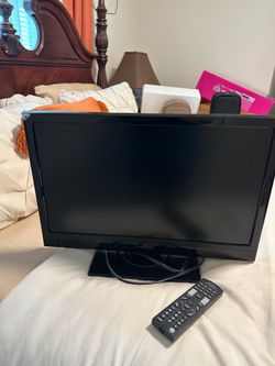 Tv insignia  with remote
