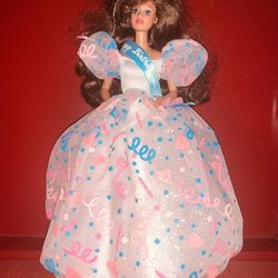 BARBIE HAPPY BIRTHDAY “PRETTIEST PRESENT of ALL” - RARE 1994 Unused Exceptional Party Gown ORIGINALLY $70 PRICED TO SELL  