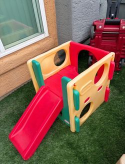 Little Tikes Kids Slide & Climber