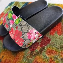 Womens Gucci Slides 9.5