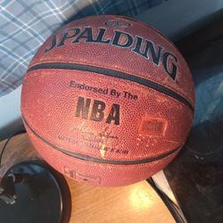 Spaulding Basketball Sz 29.5 Good Condition 