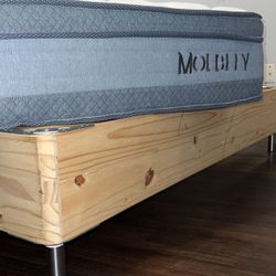 Queen Set 🛌 Frame Ikea & Mattress Molblly ($400)