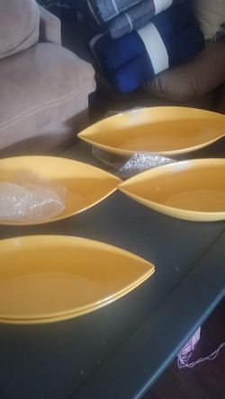 4 Yellow Melamine bowls