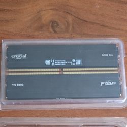 Crucial Pro Ddr5 (48GB total) ram, 2x24gb, 5600mhz, c46 and samsung ddr4 (16GB total) 2x8gb, 2400mhz