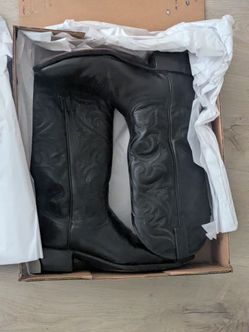 Vintage Chisholm Men's Leather Cowboy Boots, size 10