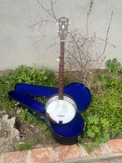 Pirles 5-String Banjo with Hard Case