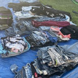 Entire Lot Of Girls Jeans, shorts, Dickies, Leggings 