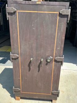 Gun safe vault garage storage heavy large big box