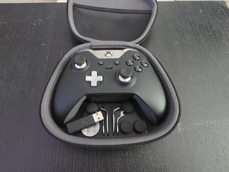 Xbox Series 1 Controller - Used, Corrosion Damage on Battery Contacts