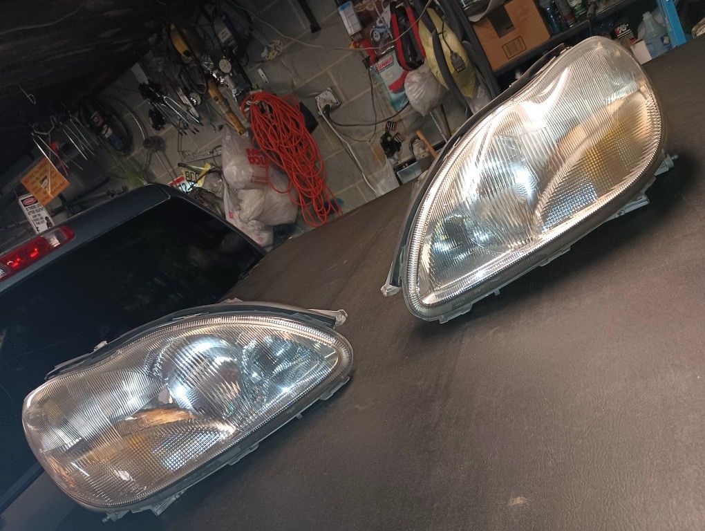 Mercedes Lenses