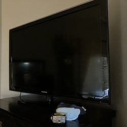 SAMSUNG 46 Inch TV 