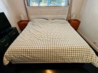 Rustic Whitewash Wooden King Bed Frame