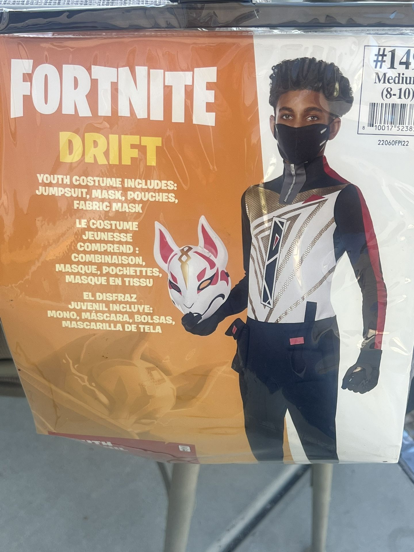 Halloween π Costumes