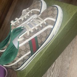 Men’s Gucci Shoes 