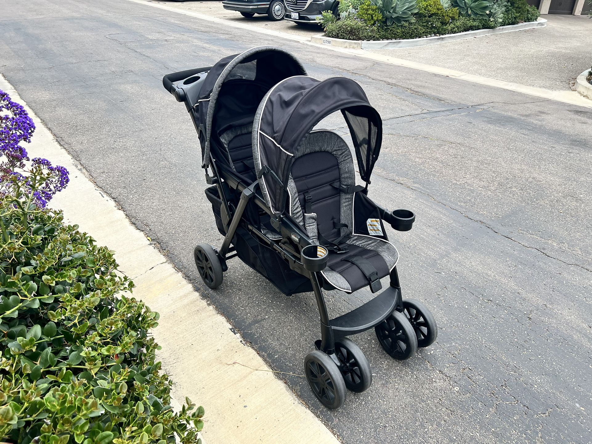 Like new Double Cortina Chicco Stroller