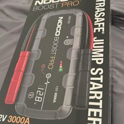 Jump Starter GB150 And a GB70