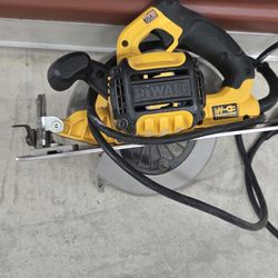 Circular Saw With Electric Brake