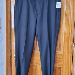 Santorelli Black Romeo Serge Luxury Wool Trousers Dress Pants 1900F Men's NWT 36.

SANTORELLI
Black Luxury Serge Flat Front Pant

Comfortable fit

V-n
