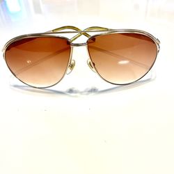 Gucci Aviator Sunglasses Model GG 4216