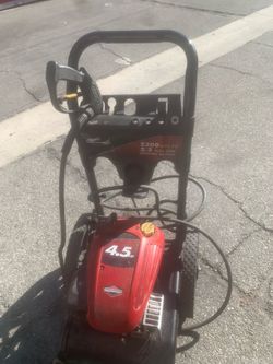 Briggs & Stratton Gas-Powered Pressure