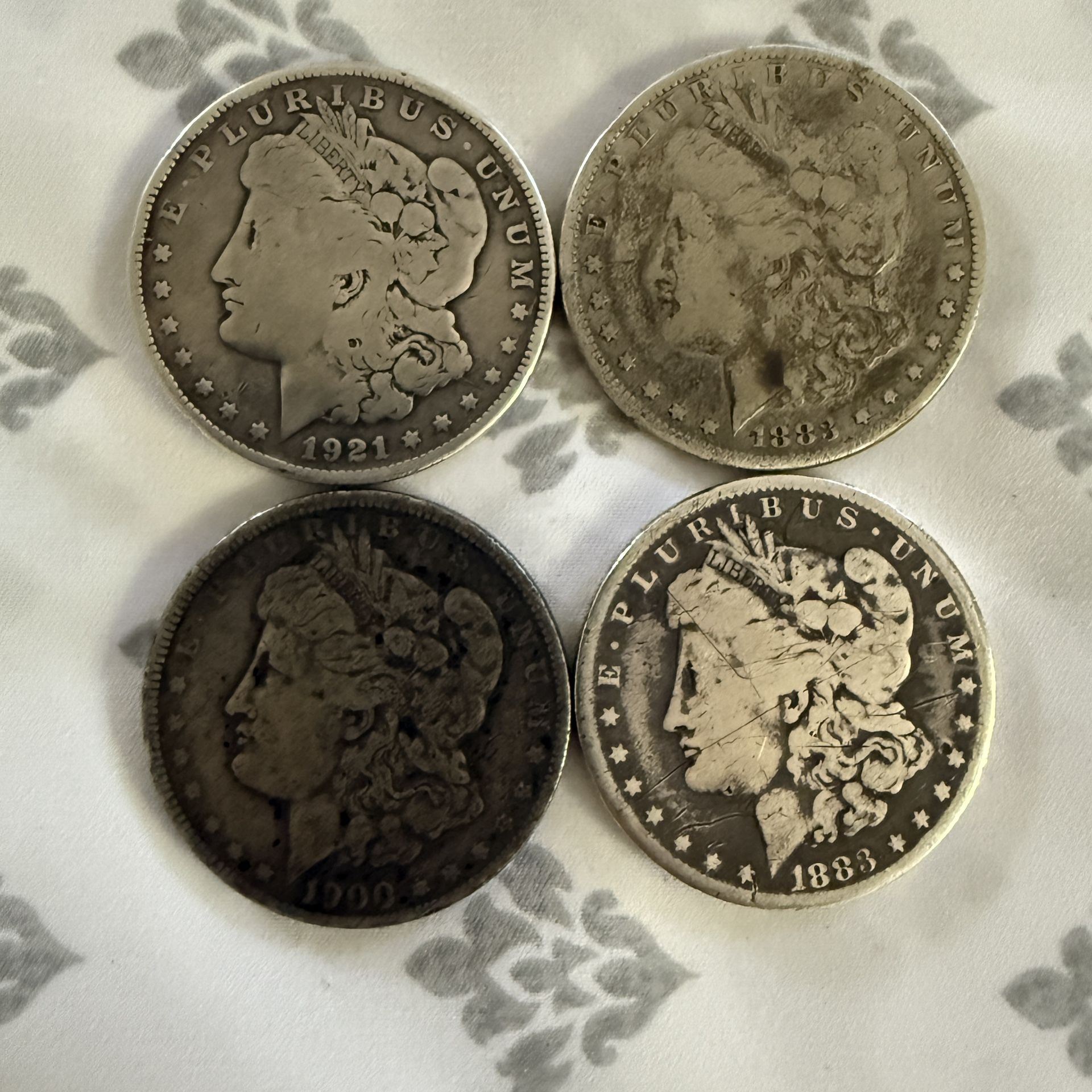 4 Morgan Silver Dollars Lot