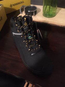 Brand new terra men's size 11