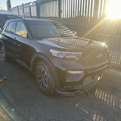 2021 Ford Explorer ST