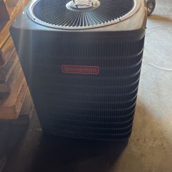 Goodman condenser AC