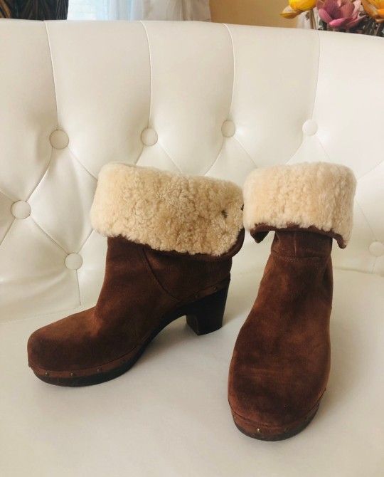 UGG Australia Lynnea Clog Boots