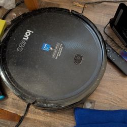 Tzumi Ion Robot Vacuum