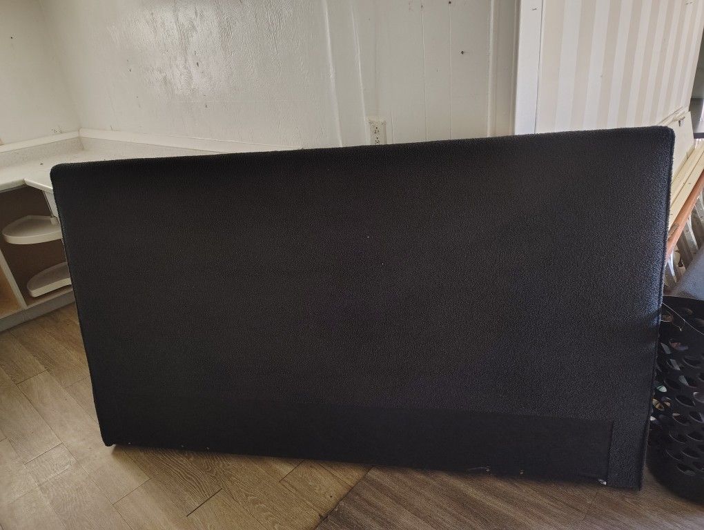 Black Bedroom Set For Sale 300  Free Delivery Ucf Area