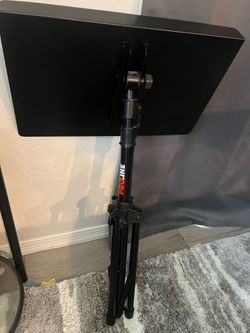 Proline Laptop/Projector Tripod Stand – Great Condition