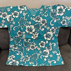 Hawaiian Print Scrub Top- Size Small
