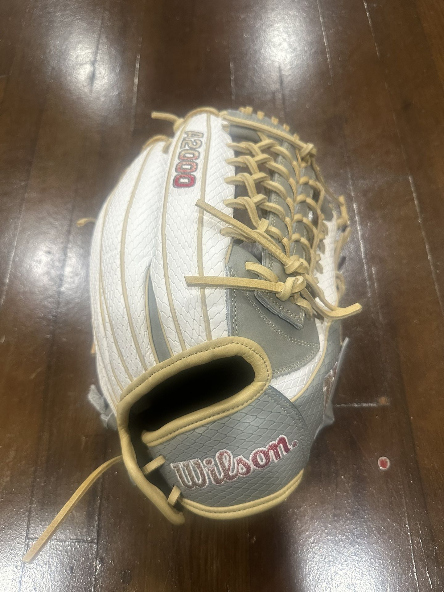 Wilson 12.5” T125 A2000 SuperSkin Series Fastpitch Glove 