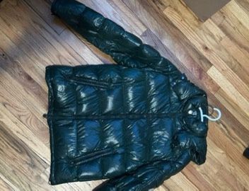 GREEN MONCLER SZ 3 700