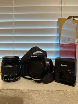 Canon EOS Rebel T7 + lente Canon 18-55mm IS II – Como Nueva