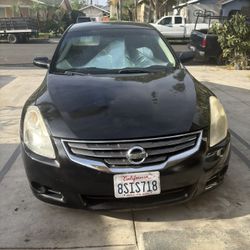 Nissan Altima 2010