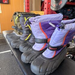 Kids Snow Boots Size 6 